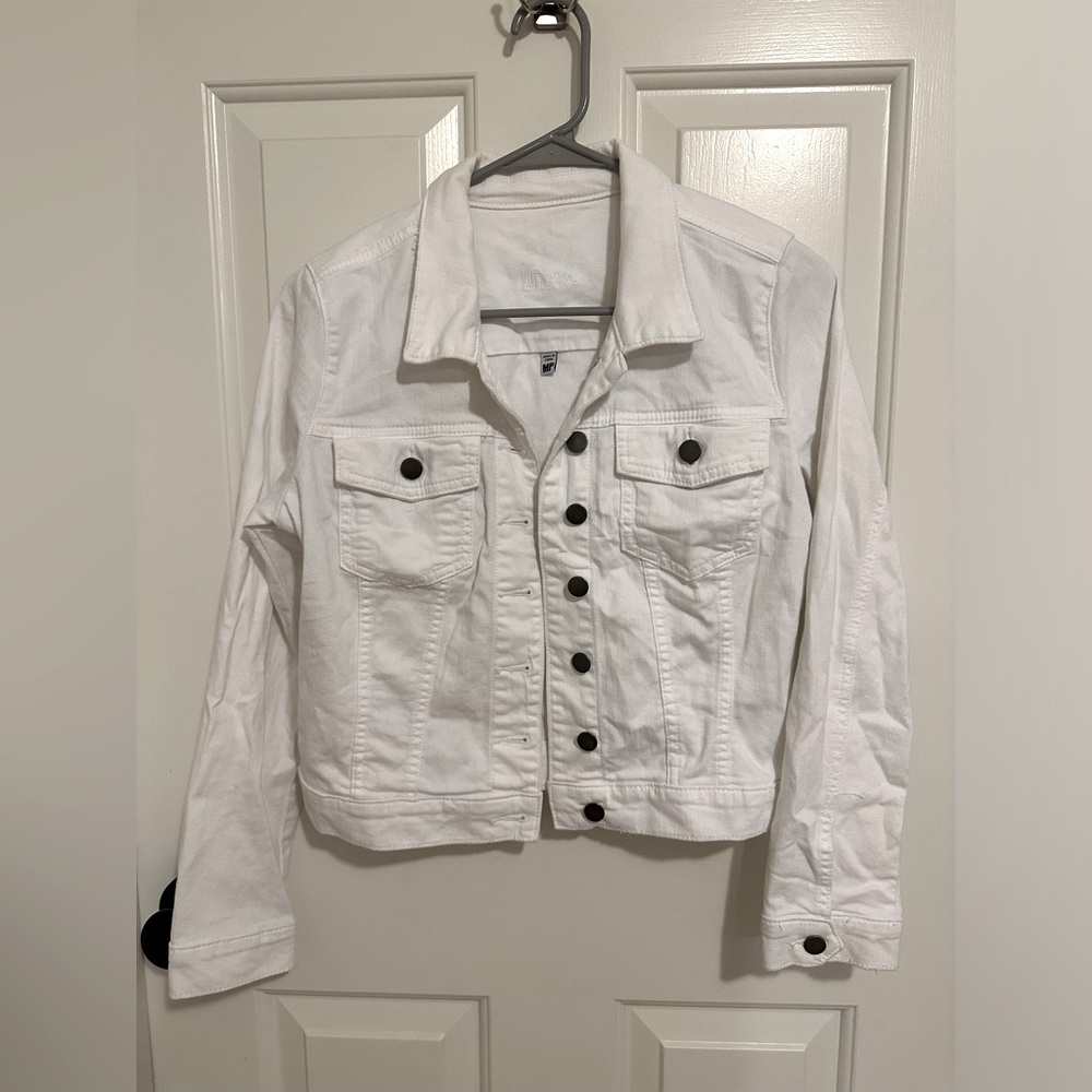 Kut From The Kloth medium petite white denim jacket